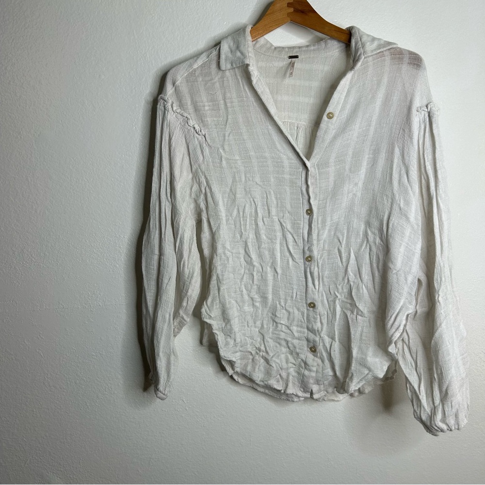 Free People White Loose Lighweight Cotton Rayon Button Down Blouse Size M - Picture 5 of 13
